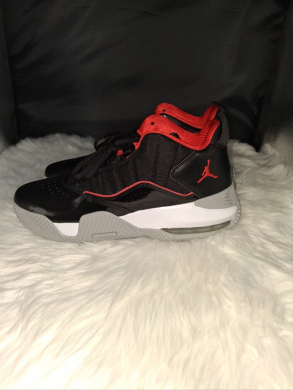 Jordan Stay LoyalMid-Top Sneakers